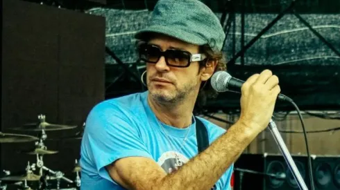 Gustavo Cerati en medio de una prueba de sonido para el show que Soda Stereo ofreció en Panamá, en 2007.