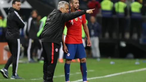 Rueda recuerda la importancia de Isla en la Selección Chilena.