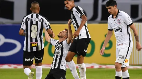 Araos fue titular y jugó hasta el minuto 76.