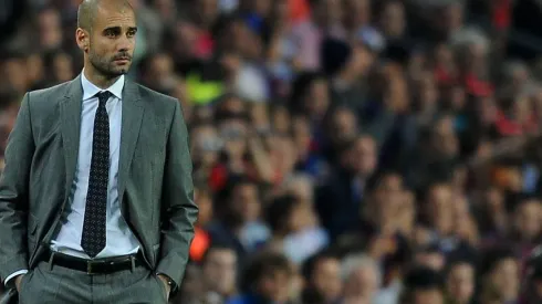 Josep Guardiola en la banca del Manchester City