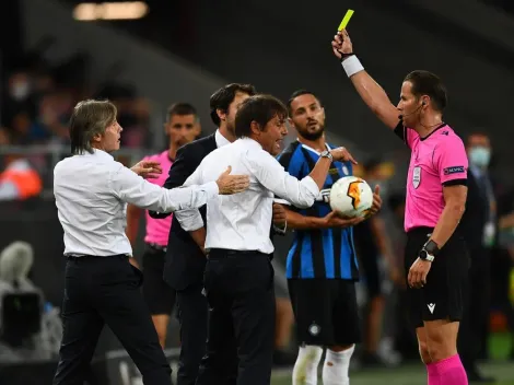 Banega le tira el pelo a Conte para saber "si es de verdad"