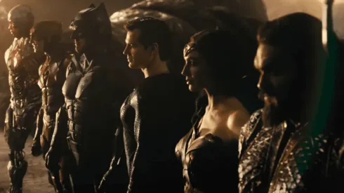 La "Justice League" con equipo completo.