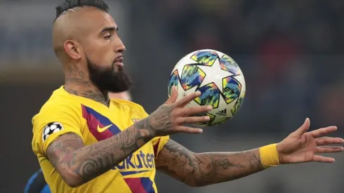 Arturo Vidal define su futuro con Italia en la mira.
