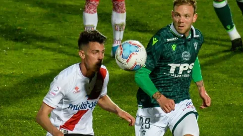 Santiago Wanderers venció a Curicó Unido en el Estadio Elías Figueroa.