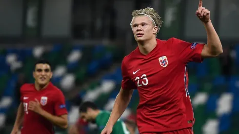 Haaland marcó un doblete en la Nations League