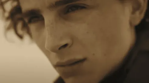 Timothée Chalamet y Rebecca Ferguson en "Dune", la película que debería estrenarse a fin de año.