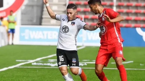 Los albos tienen una compleja visita.