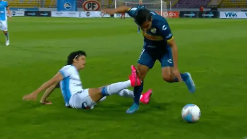 Nueva lesión de Eduard Bello contra Everton en Sausalito.