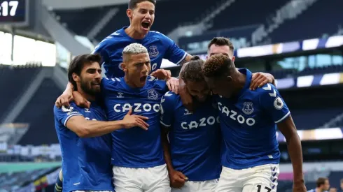 James lideró el triunfo de Everton sobre Tottenham.