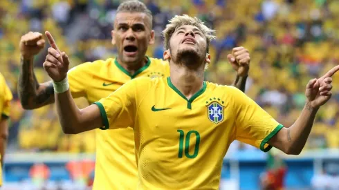 Neymar acusó racismo por parte del español Álvaro González en el duelo entre PSG y Olympique de Marsella.