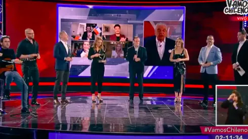 Los animadores en el cierre del evento Vamos Chilenos.