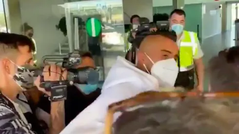 Vidal ya viaja rumbo a Italia para firmar por el Inter de Milán