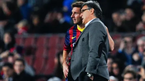 Lionel Messi conversando con Gerardo Martino en Barcelona