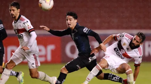 Mauricio Isla ante Independiente del Valle