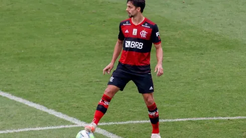 Rodrigo Caio defensor del Flamengo