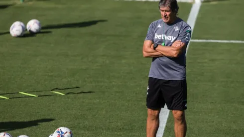 Pellegrini enfrenta un duro castigo tras haber dudado de la honorabilidad del trabajo arbitral.