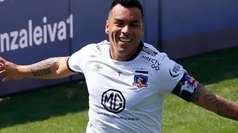 Esteban Paredes reaparece en Colo Colo para el duelo contra Peñarol tras el papelón contra Antofagasta.