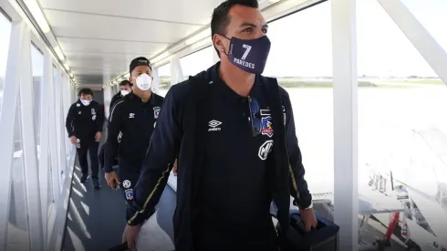 Colo Colo ya está en Montevideo para enfrentar a Peñarol, liderado por Esteban Paredes.