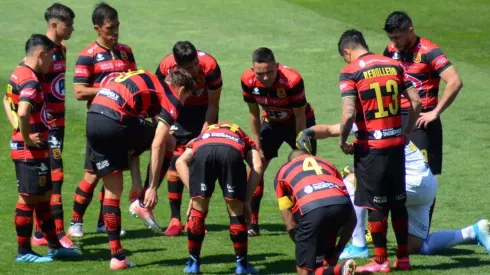 Ñublense sin jugar se mantuvo como líder de la Primera B.