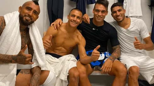 Hakimi junto a la nueva banda del Inter, con Alexis, Vidal y Lautaro