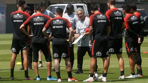 La selección chilena conocerá este jueves la nómina de convocados para los encuentros contra Uruguay y Colombia por Eliminatorias Sudamericanas