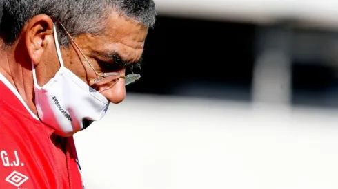 Gualberto Jara se va del primer equipo de Colo Colo para dar paso a un DT definitivo.