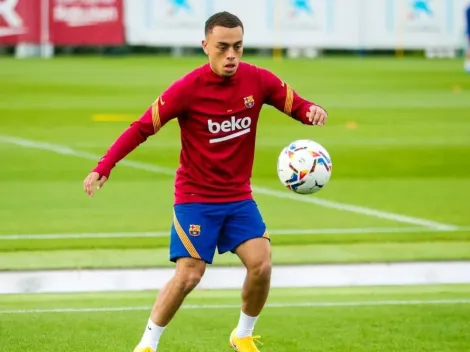 Dest se pone nervioso en su presentación en el Barça