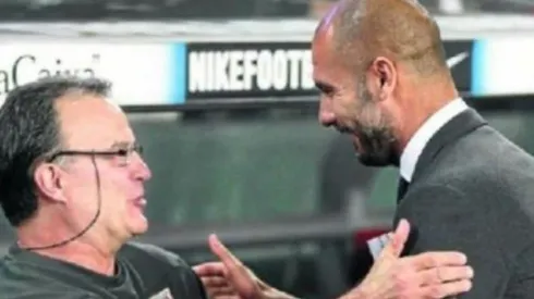 Marcelo Bielsa y Josep Guardiola se saludan