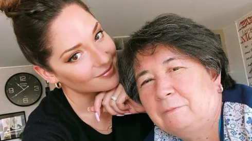 Kel Calderón junto a Nancy Huenupe.