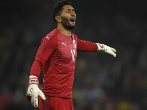 Arquero de Uruguay habla del "clásico joven" contra Chile