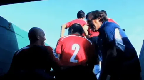 Suazo se ríe mientras Bonini le grita con todo