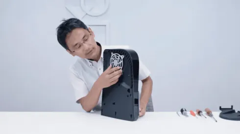 La PlayStation 5 desmontada con todos sus componentes