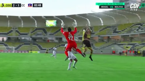 El portero está siendo criticado por su salida que se tradujo en el gol de los Piratas.