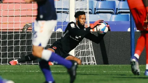 Lawrence Vigouroux ha sido titular en siete partidos en la presente temporada del fútbol inglés