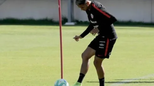 Vilches fue liberado de La Roja por indicaciones del Minsal relativas a la pandemia.