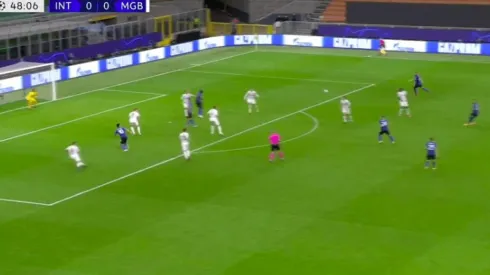 Vidal metió un pase espectacular en la apertura de la cuenta para el Inter