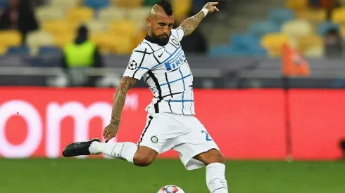 Arturo Vidal fue titular en Inter de Milán
