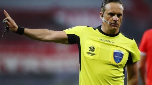 Loustau ya le pitó a la Roja en la última Copa América