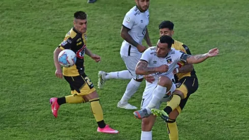 Esteban Paredes volverá a ser titular en Colo Colo