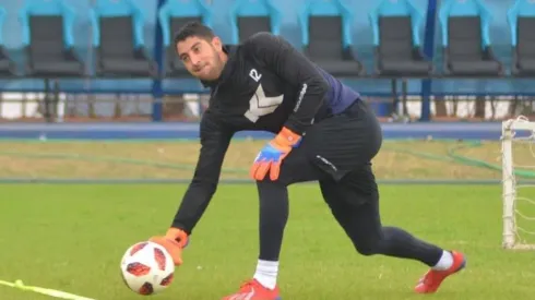 Ruben Escobar entrena penando en Universidad Católica