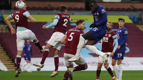 Chelsea sumó una victoria clave en la Premier