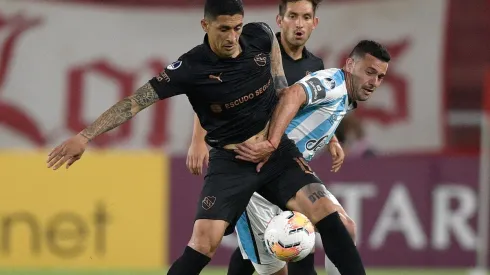 Tucu Hernández en acción por Independiente en Copa Sudamericana, a dos semanas de las Eliminatorias Qatar 2022