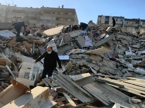 Terremoto grado 7.0 azota a Turquía y Grecia