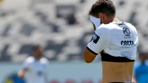 Deportes Iquique enterró un poco más a Colo Colo.