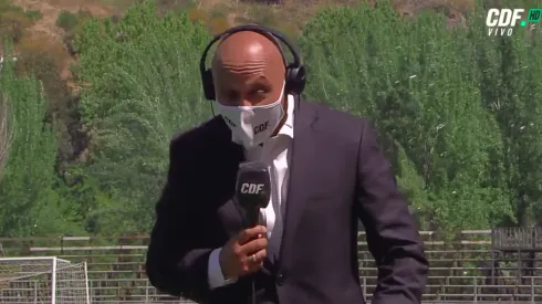 Bustios estaba en pleno despacho cuando el agua le cayó encima