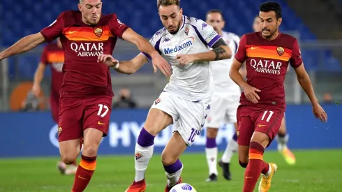 Erick Pulgar ingresa en la derrota de Fiorentina ante la Roma