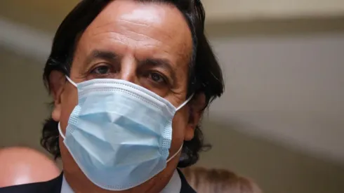 Víctor Pérez en el Congreso, tras la aprobación de la acusación constitucional en su contra.