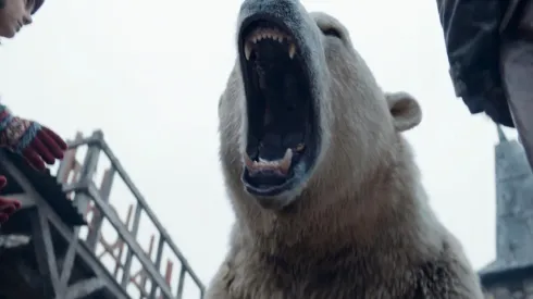 El oso Iorek Byrnison fue un personaje clave de la primera temporada de "His Dark Materials".