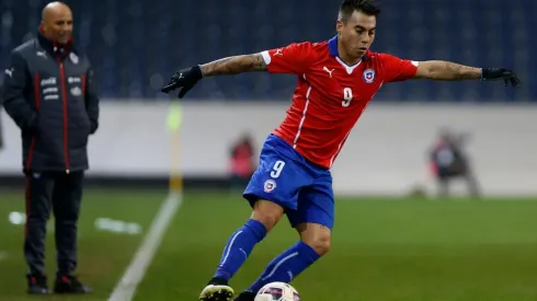 Sampaoli será técnico por tercera vez de Edu Vargas.