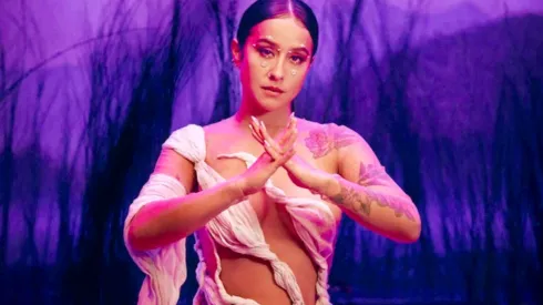 Denise Rosenthal no ha dejado de lanzar sencillos y videos durante toda la pandemia.